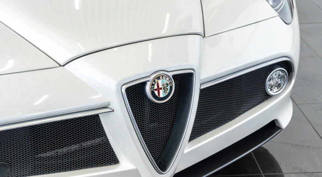 2010 Alfa Romeo 8C Spider, 9/10