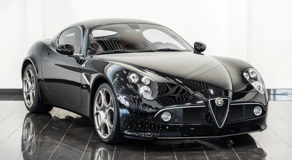 Alfa Romeo 8C Competizione · Nero · Tomini Classics