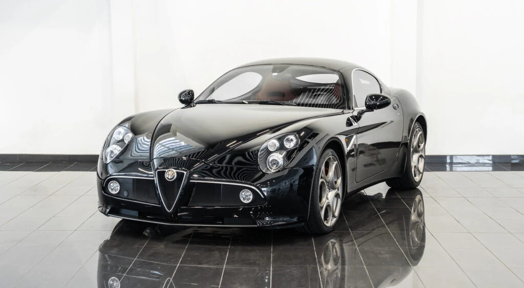 2010 Alfa Romeo 8C Competizione, 3/10