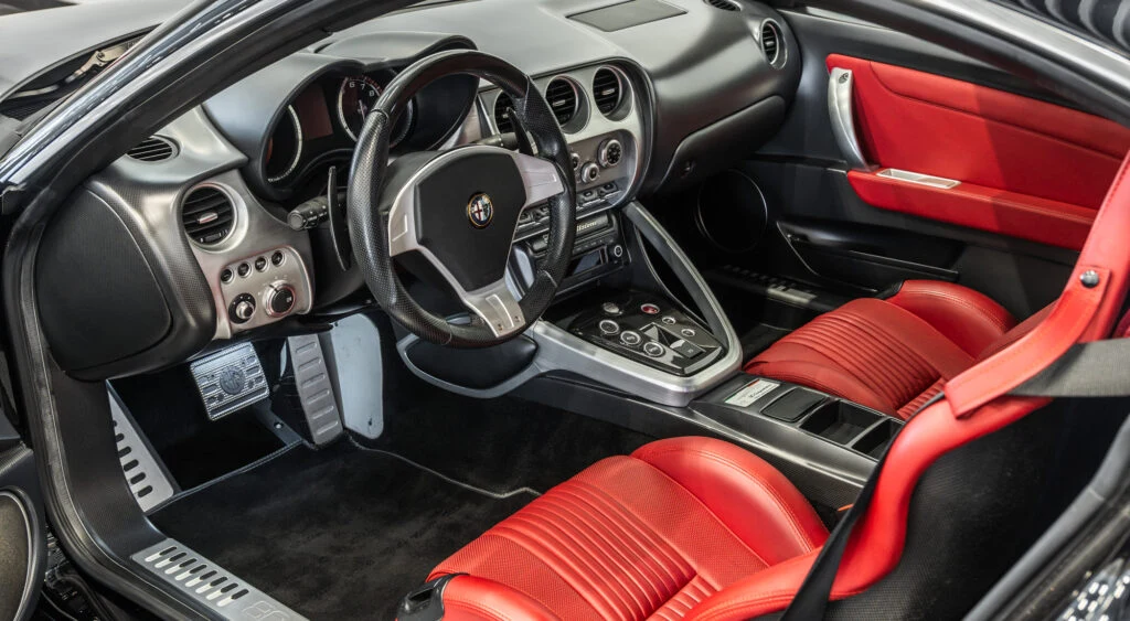 2010 Alfa Romeo 8C Competizione, 8/10