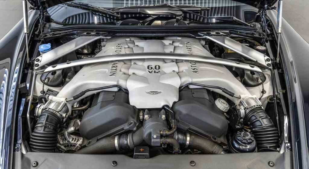 Aston Martin DBS V12 UB-2010 Edition, 7/10