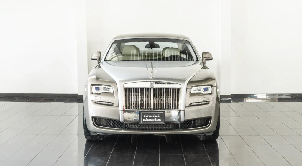 2016 Rolls-Royce Ghost Series II, 2/10