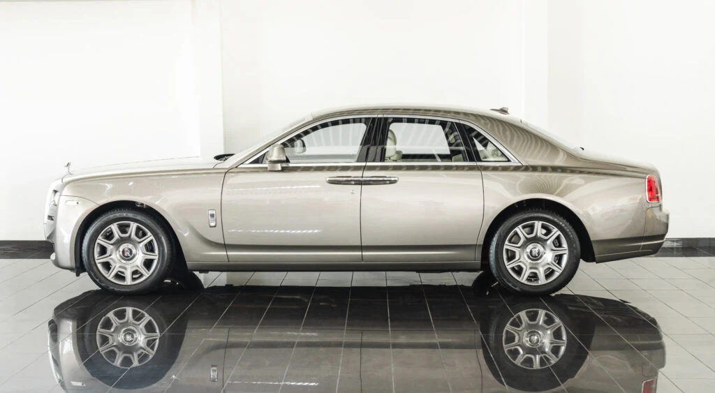 2016 Rolls-Royce Ghost Series II, 3/10
