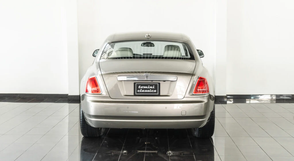 2016 Rolls-Royce Ghost Series II, 5/10