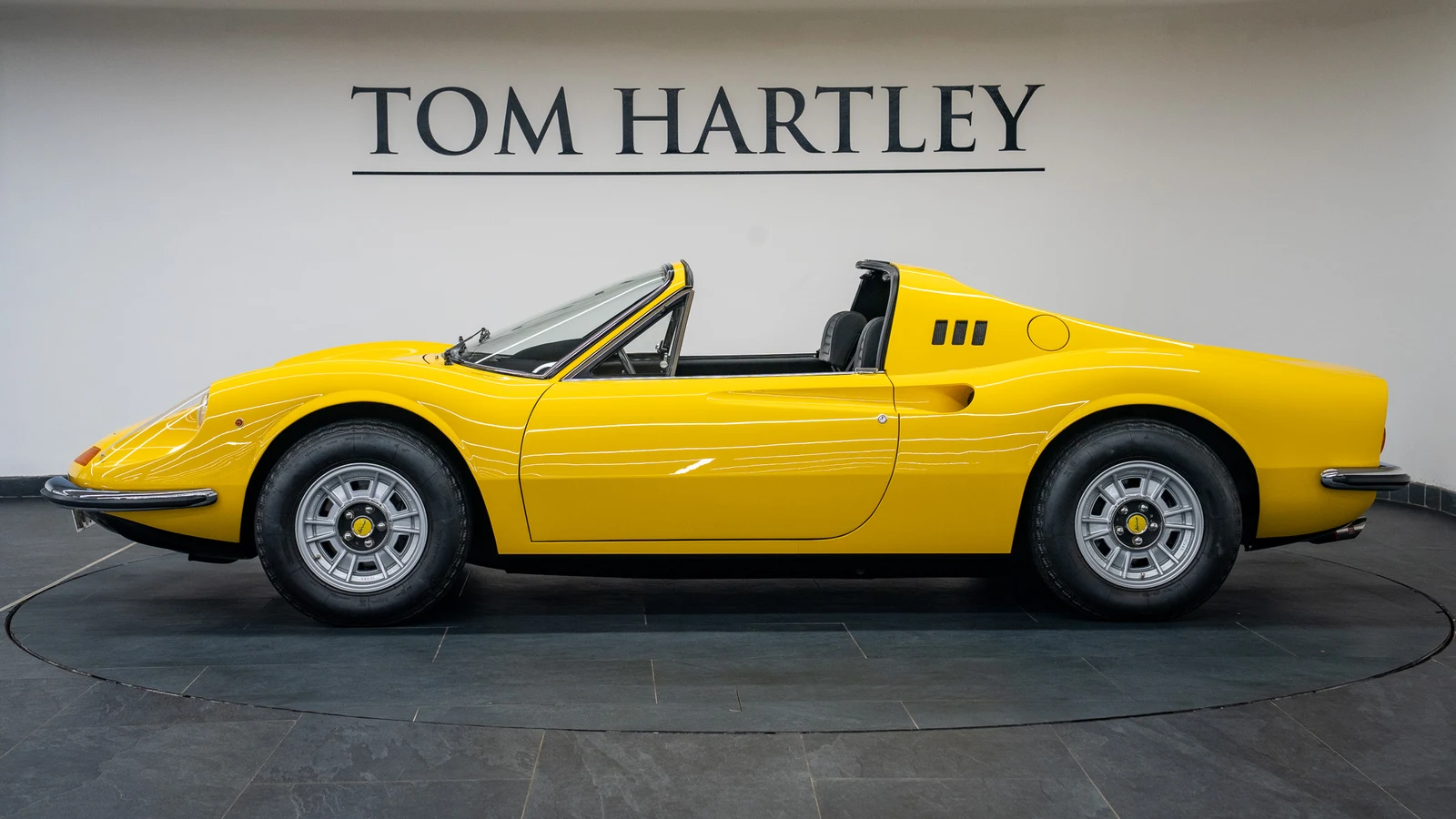 1973 Ferrari Dino 246 GTS, 4/10