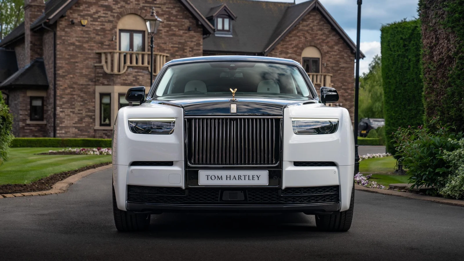 2025 Rolls-Royce Phantom VIII EWB Centenary Private Collection, 2/10