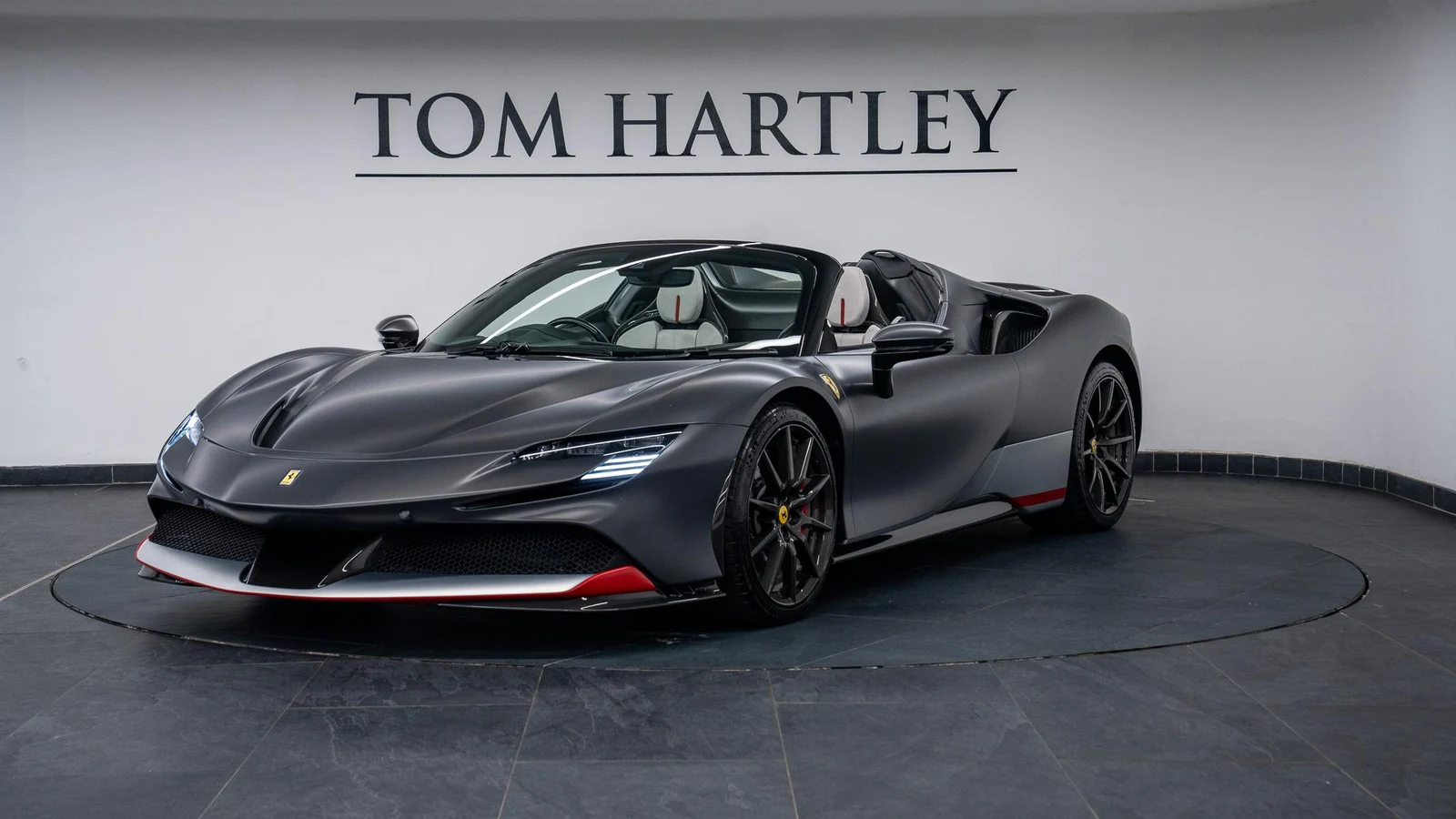 2022 Ferrari SF90 Spider Assetto Fiorano Tailor Made Inspired by Asphalt, 3/10