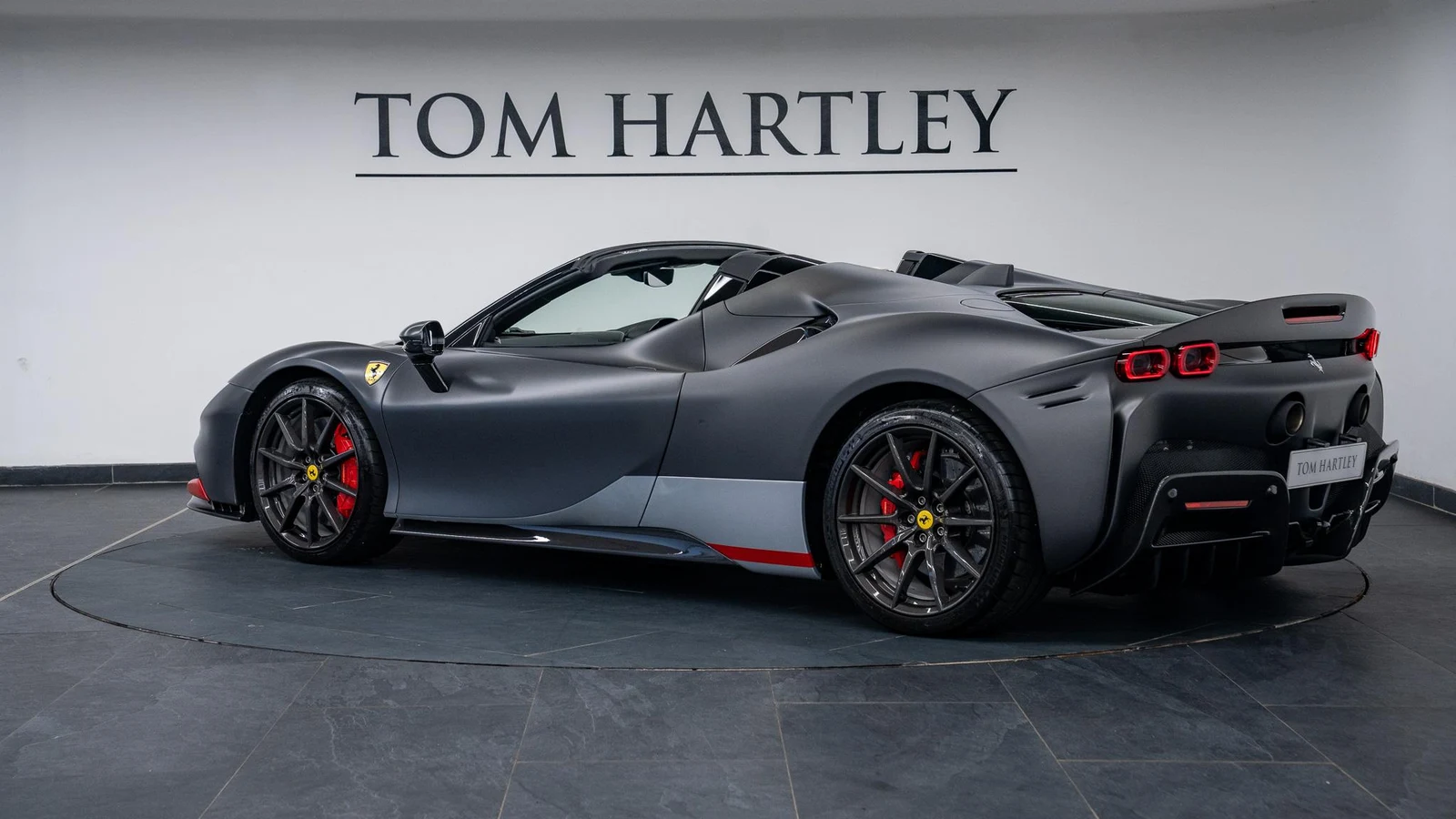 2022 Ferrari SF90 Spider Assetto Fiorano Tailor Made Inspired by Asphalt, 5/10
