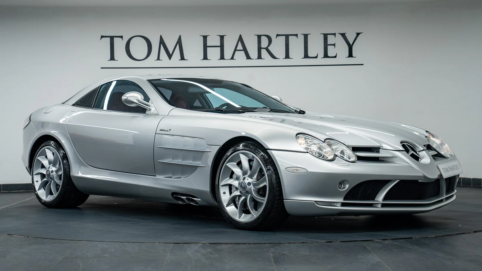 Mercedes-Benz SLR McLaren Coupé · Crystal Laurite Silver Metallic · Tom Hartley