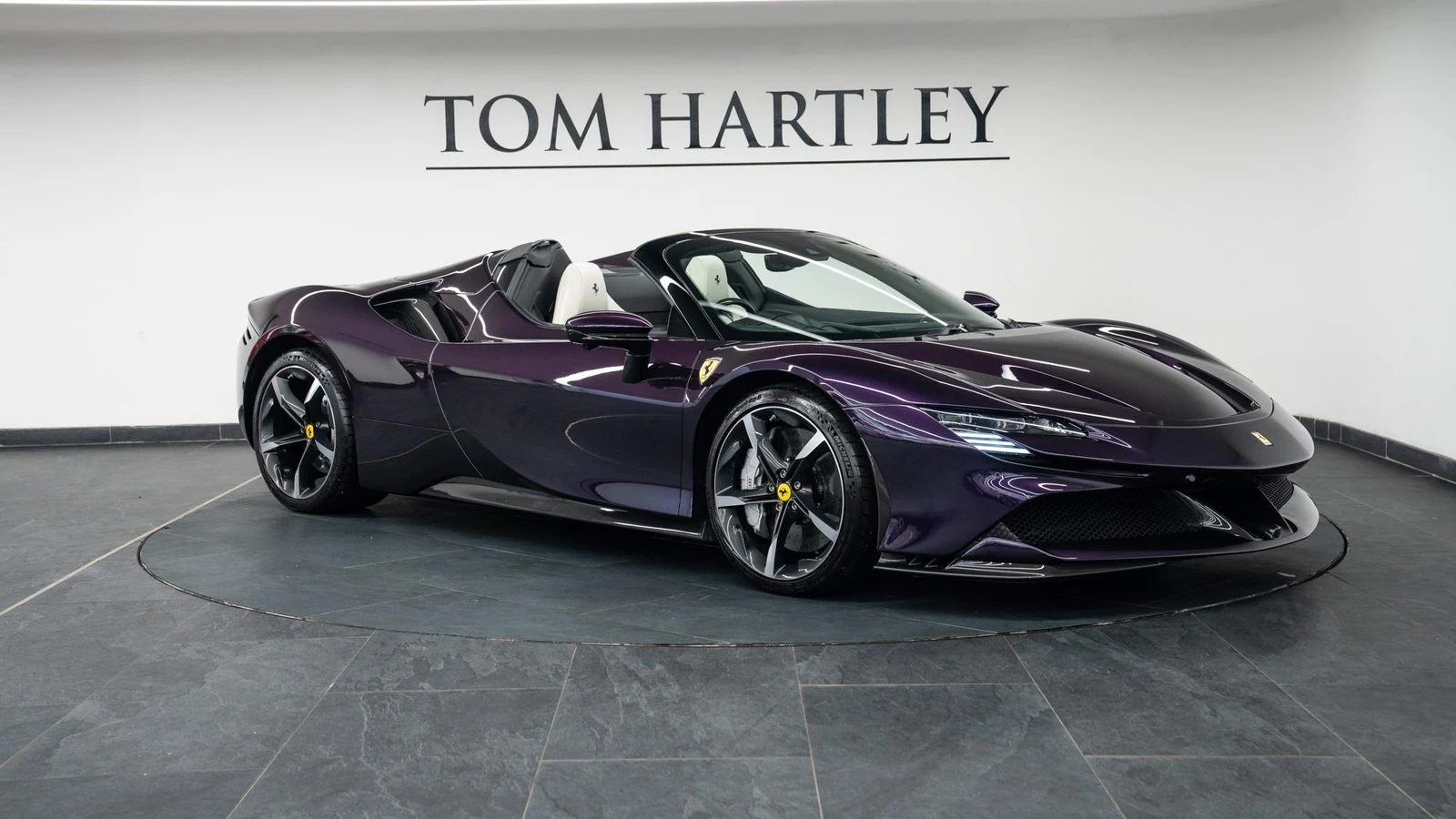 2022 Ferrari SF90 Spider, 9/10