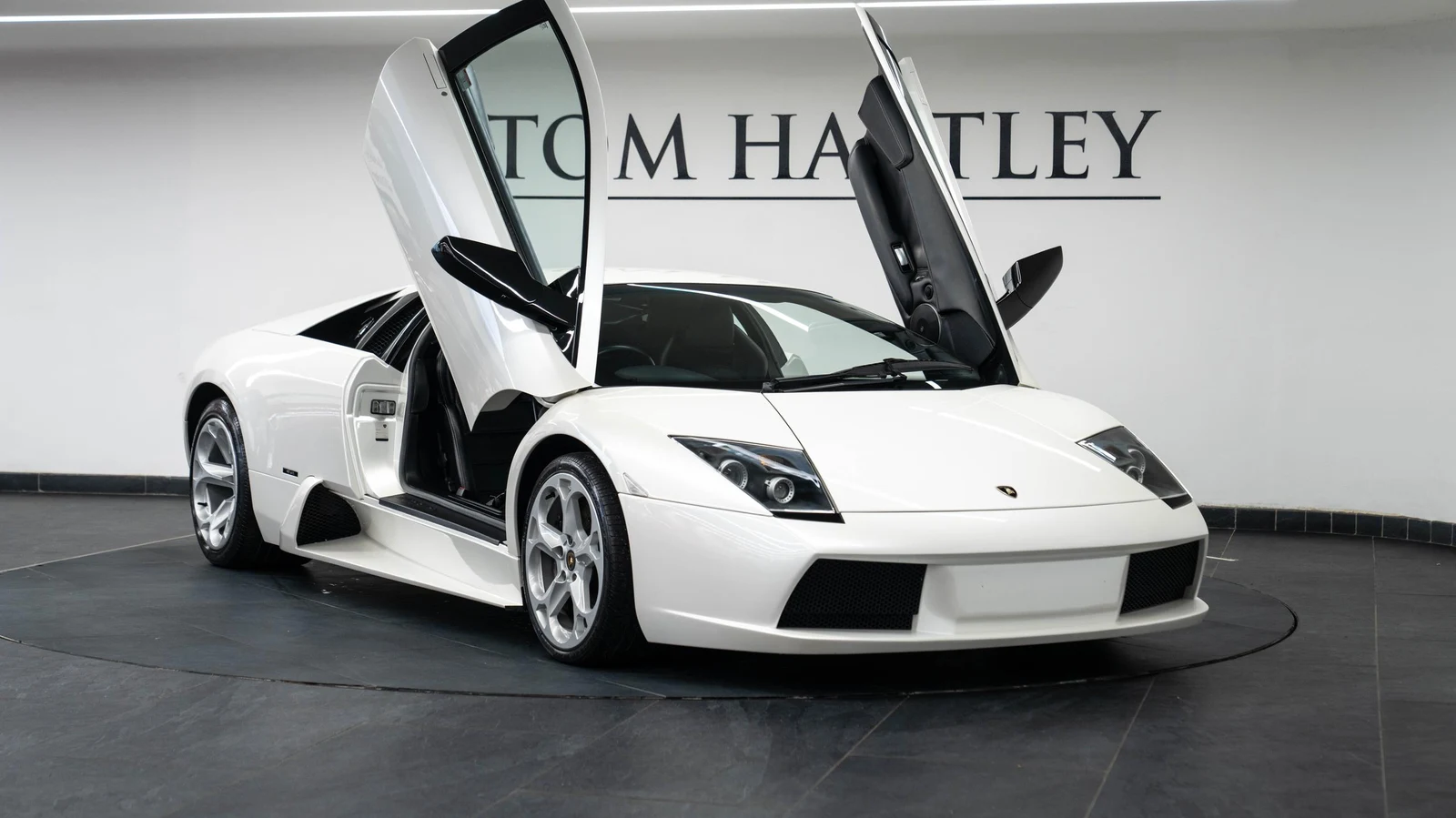 Lamborghini Murciélago Coupé · Balloon White Pearlescent · Tom Hartley