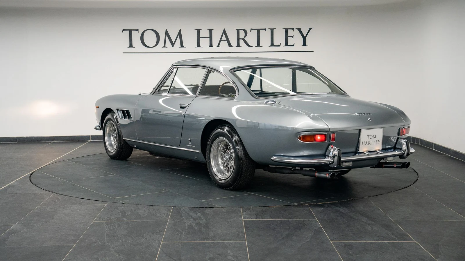 1966 Ferrari 330 GT 2+2 Series II, 5/10