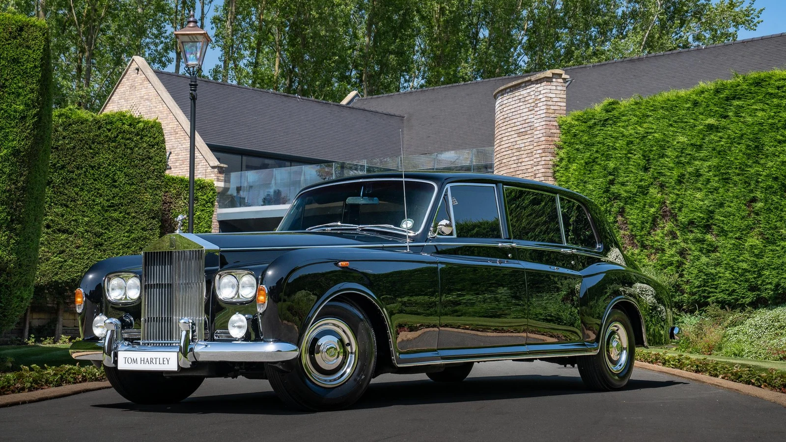 Rolls-Royce Phantom VI Limousine · black · Tom Hartley