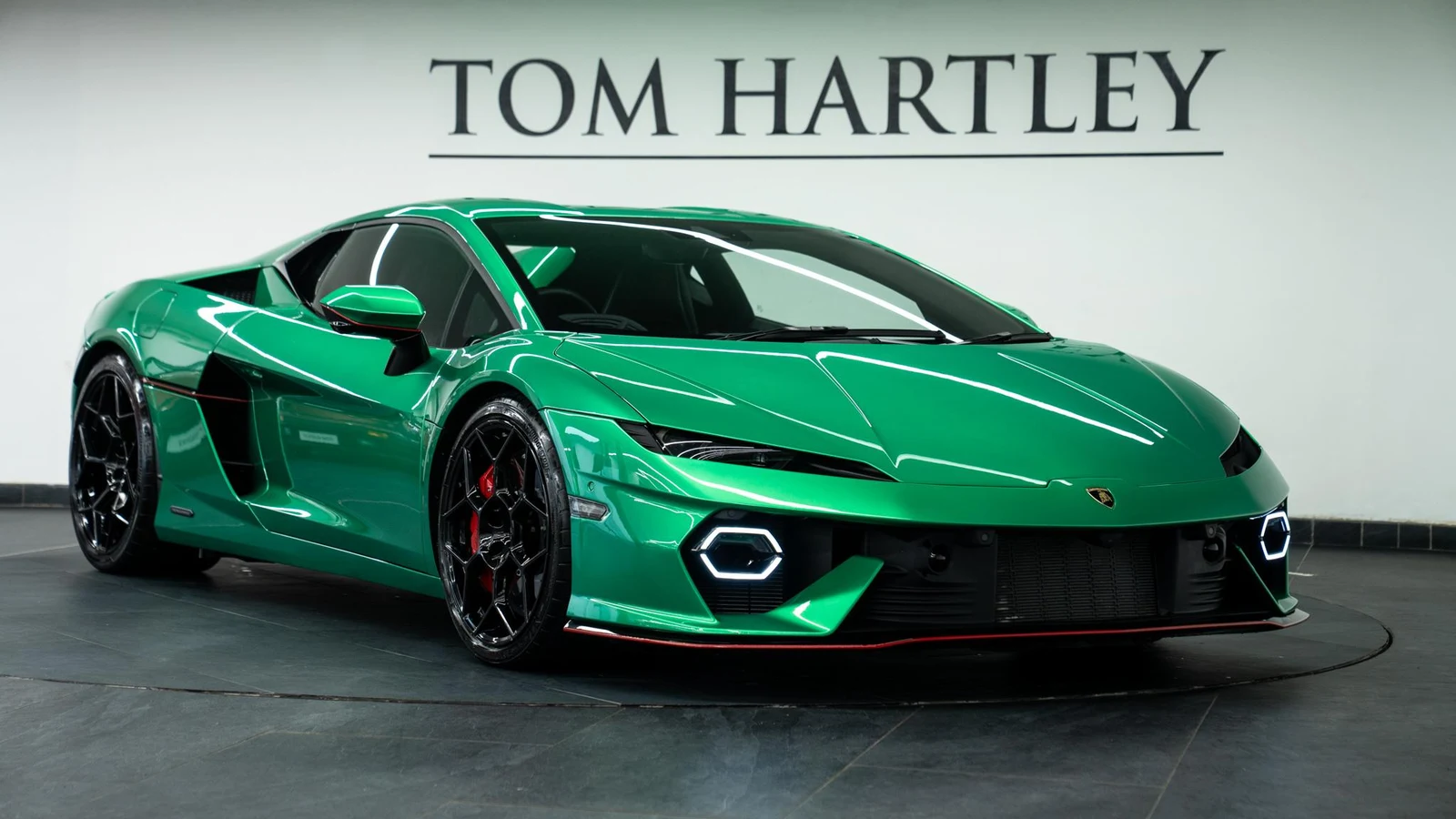 Lamborghini Temerario · Ad Personam Verde Mercurius Metallic · Tom Hartley