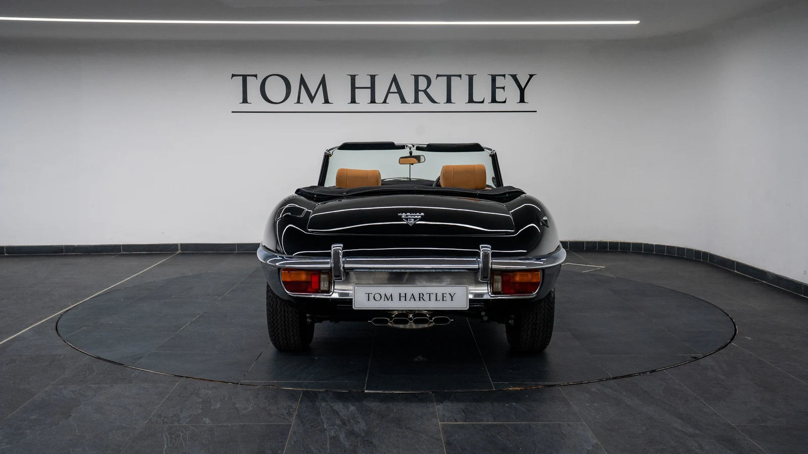 1975 Jaguar E-Type Series 3 V12 Commemorative, 6/10