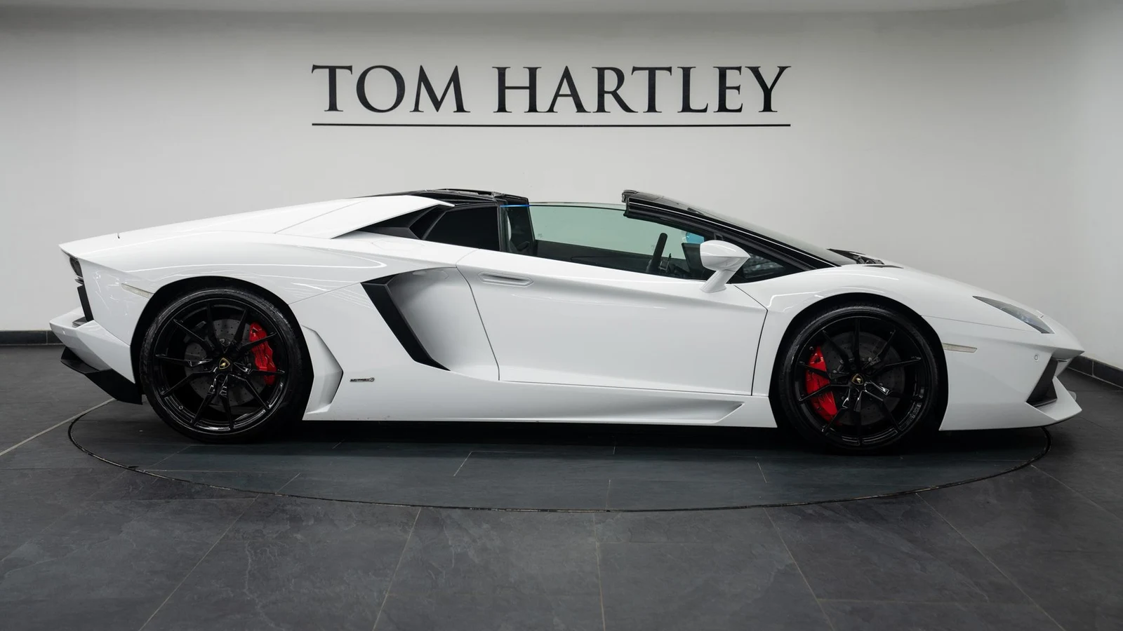 2013 Lamborghini Aventador LP700-4 Roadster, 8/10