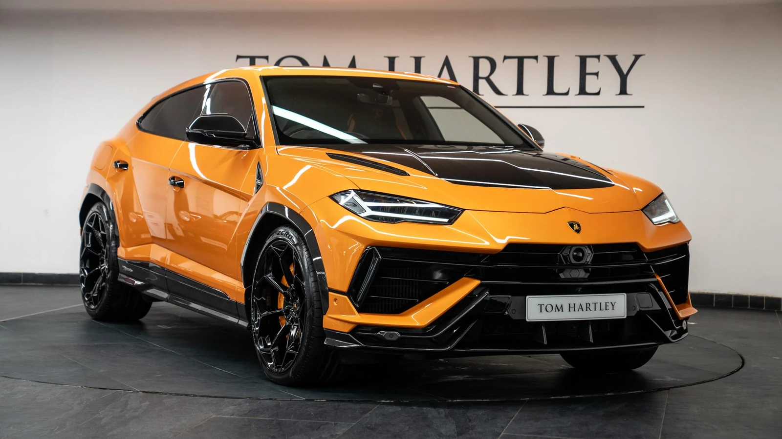 2023 Lamborghini Urus Performante, 2/10