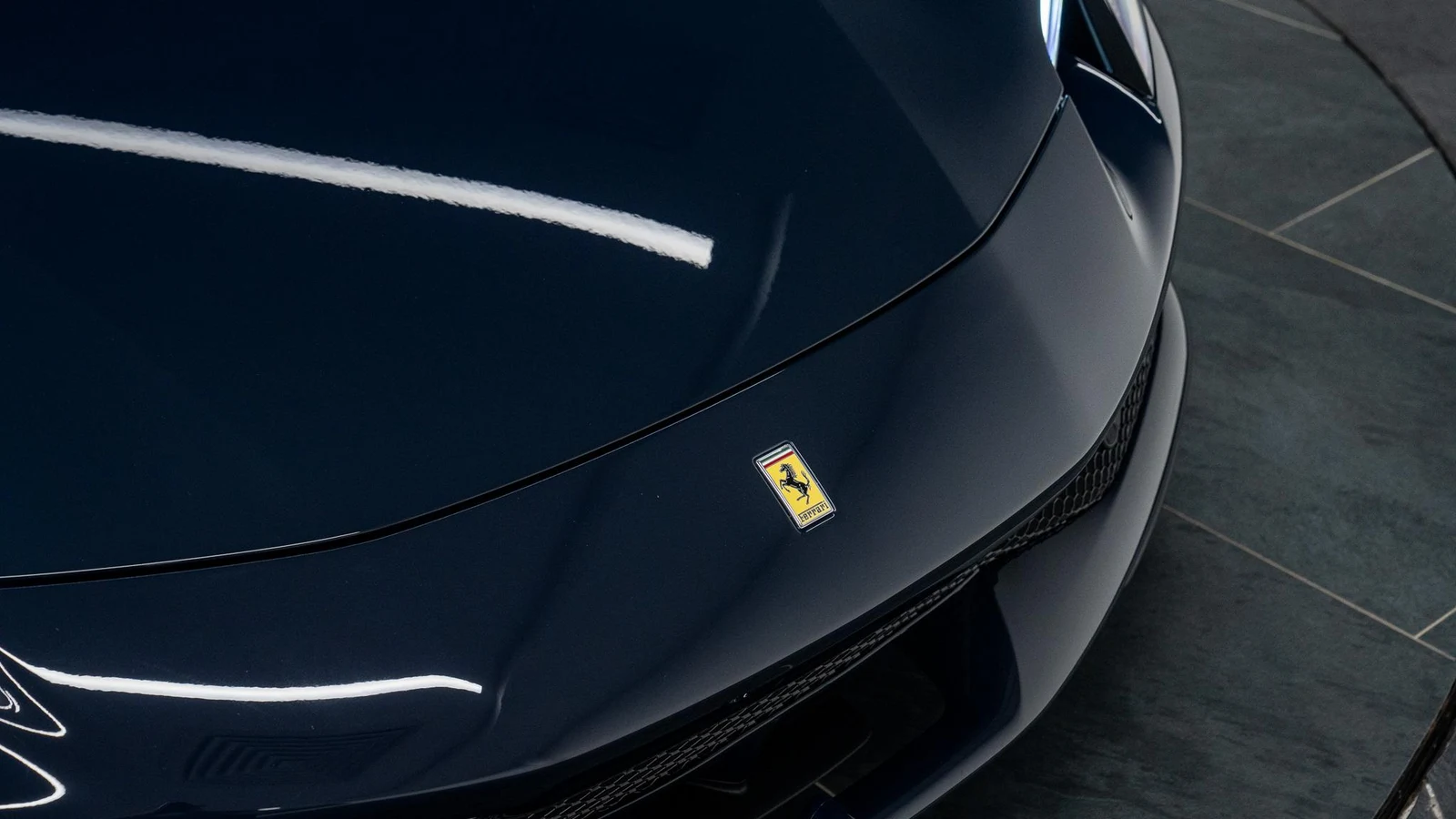 2023 Ferrari 296 GTB, 10/10