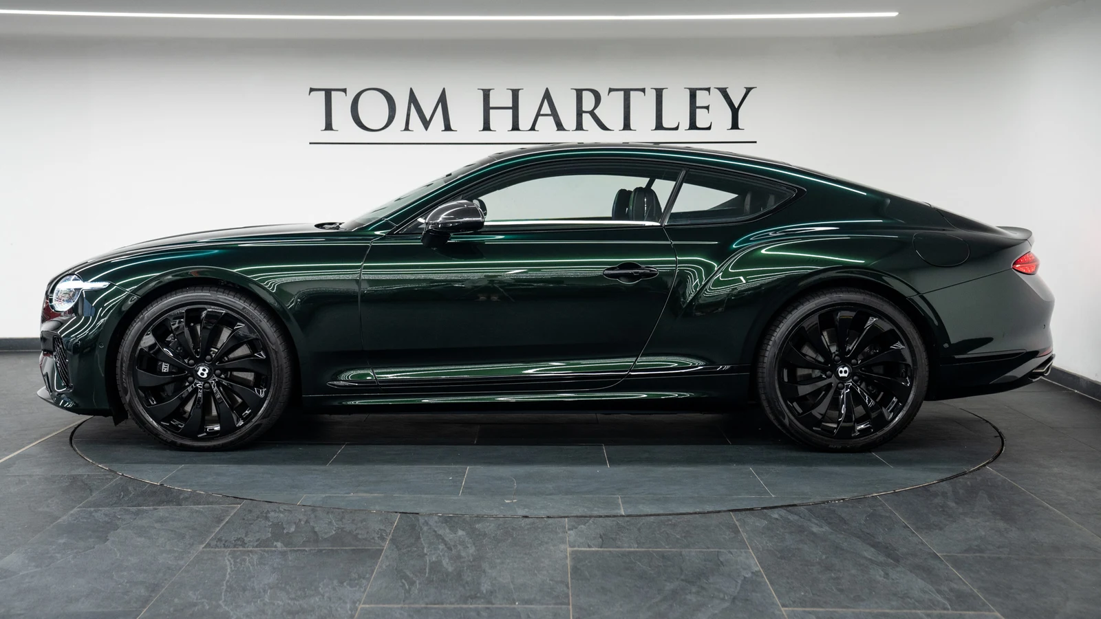 2026 Bentley Continental GT V8 High Performance Hybrid, 4/10