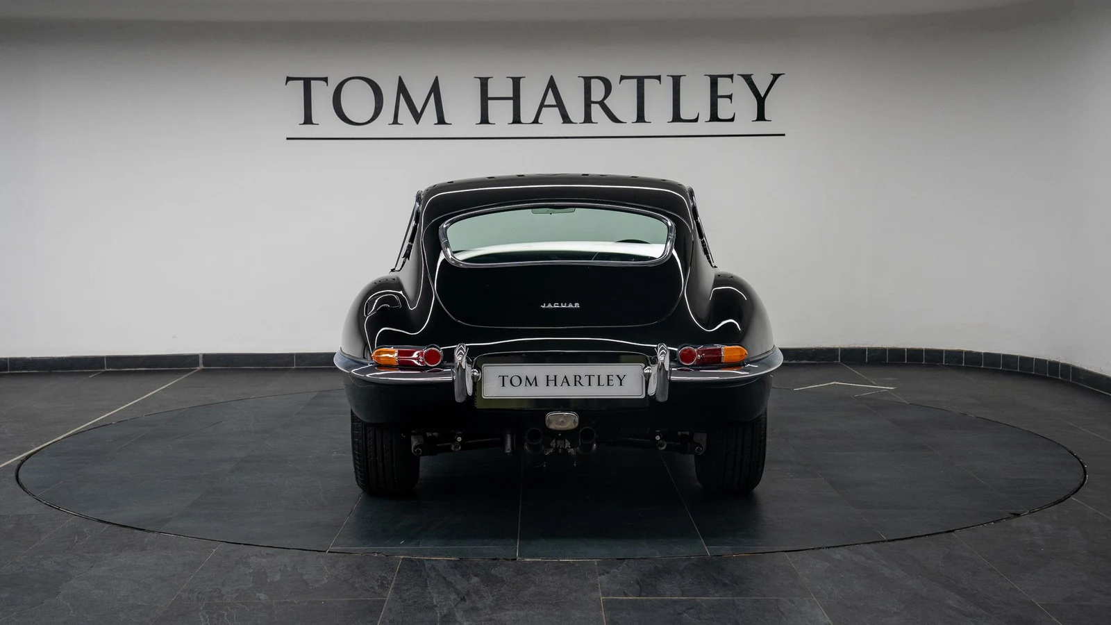 1964 Jaguar E-Type Series 1 3.8 Fixed Head Coupé, 6/10