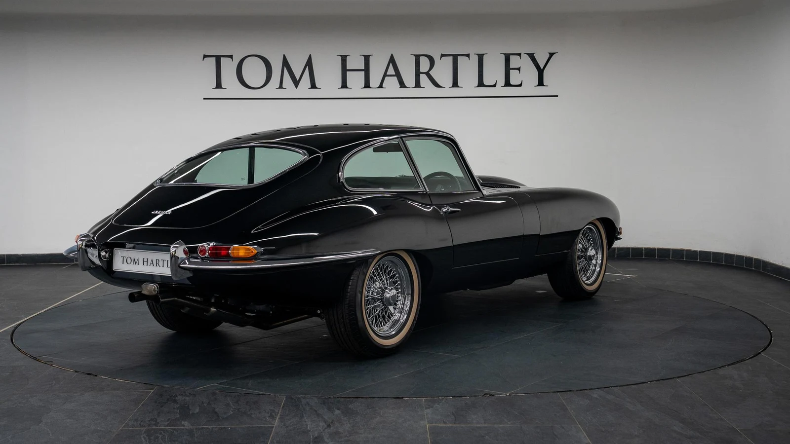 1964 Jaguar E-Type Series 1 3.8 Fixed Head Coupé, 7/10