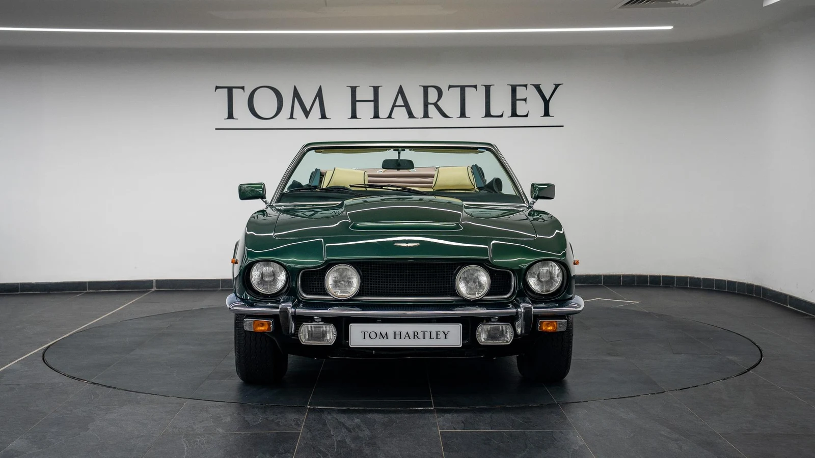 1979 Aston Martin V8 Volante Oscar India, 2/10