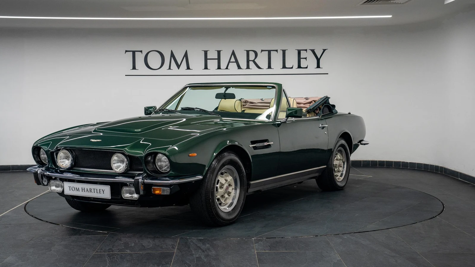1979 Aston Martin V8 Volante Oscar India, 3/10