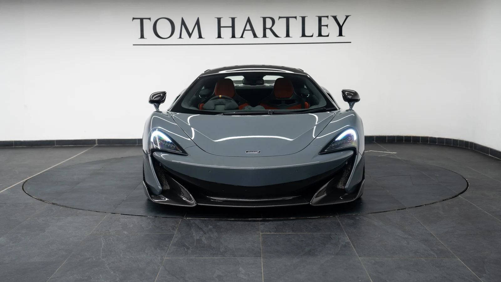 2019 McLaren 600LT Coupé, 2/10