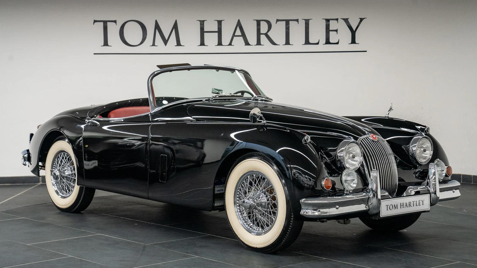 Jaguar XK150 Roadster · black · Tom Hartley