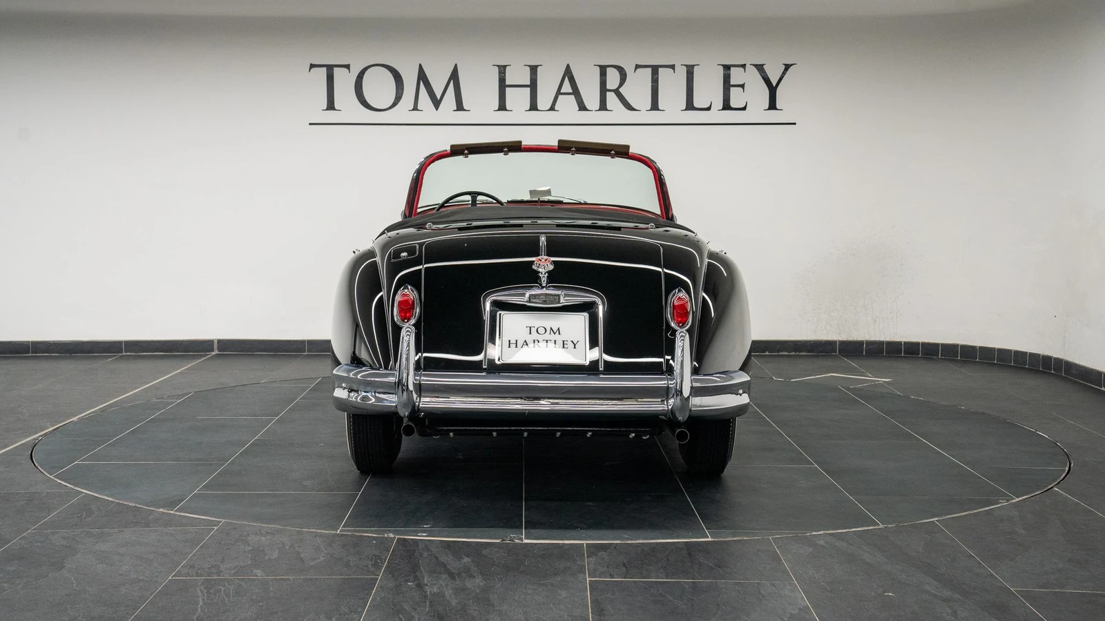 1958 Jaguar XK150 Roadster, 6/10