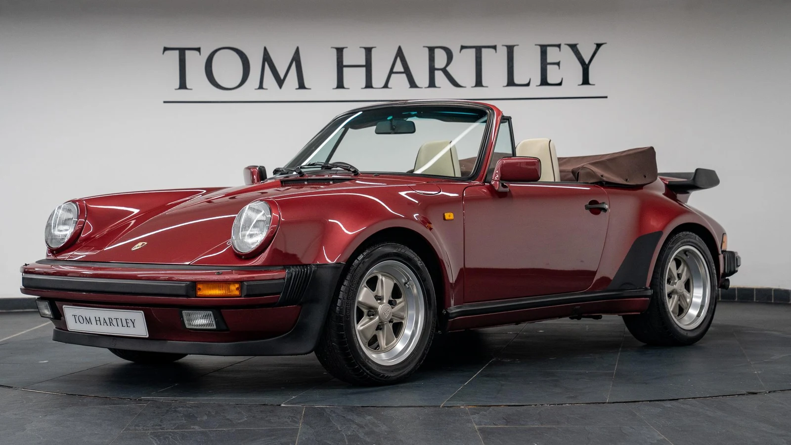 1988 Porsche 911 G Series Carrera 3.2 Super Sport Cabriolet, 4/10