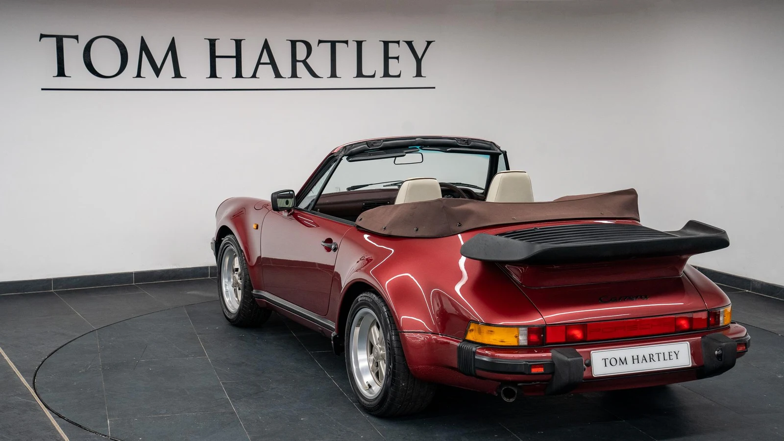 1988 Porsche 911 G Series Carrera 3.2 Super Sport Cabriolet, 7/10