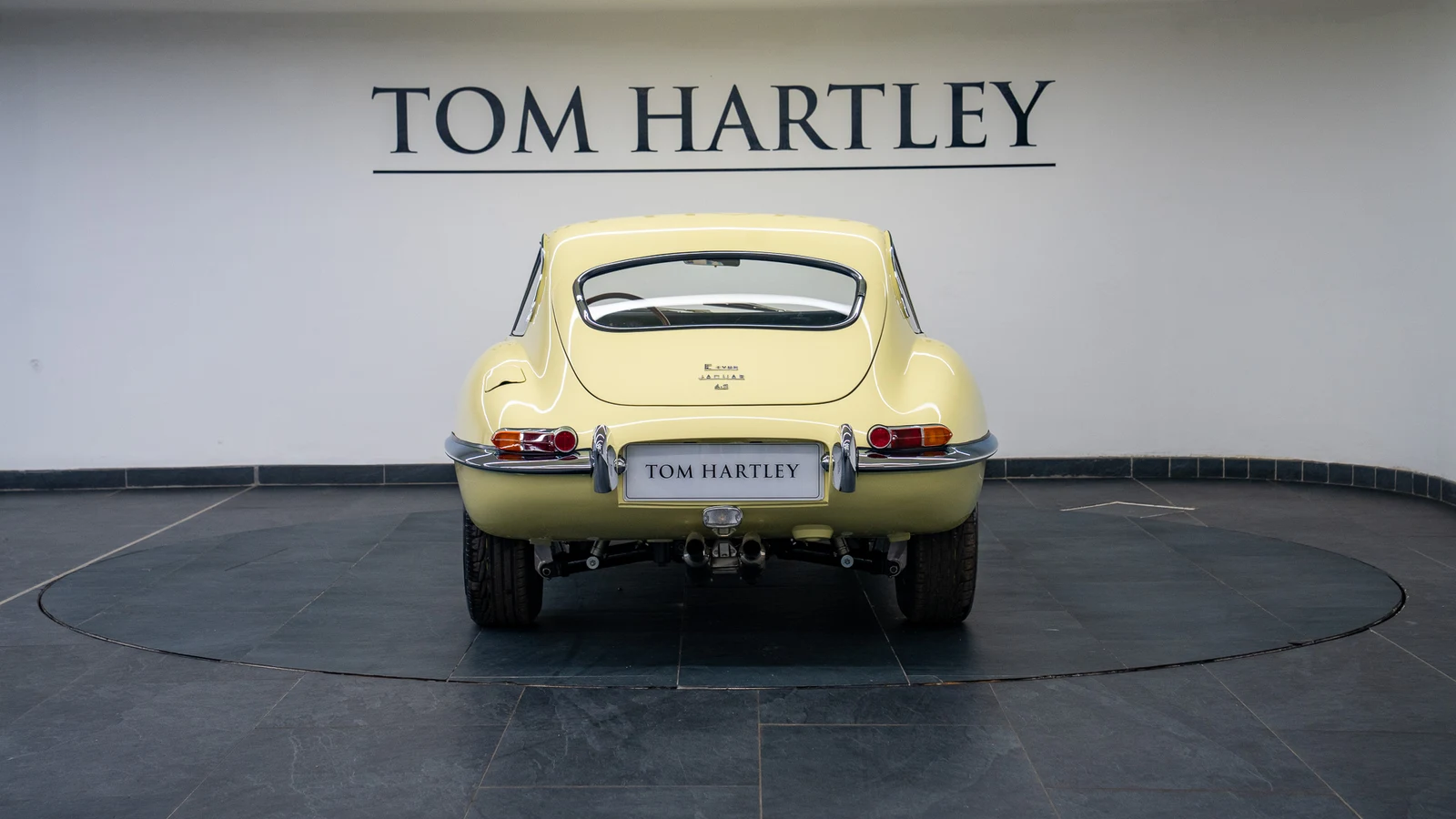 1966 Jaguar E-Type Series 1 4.2 Fixed Head Coupé, 6/10