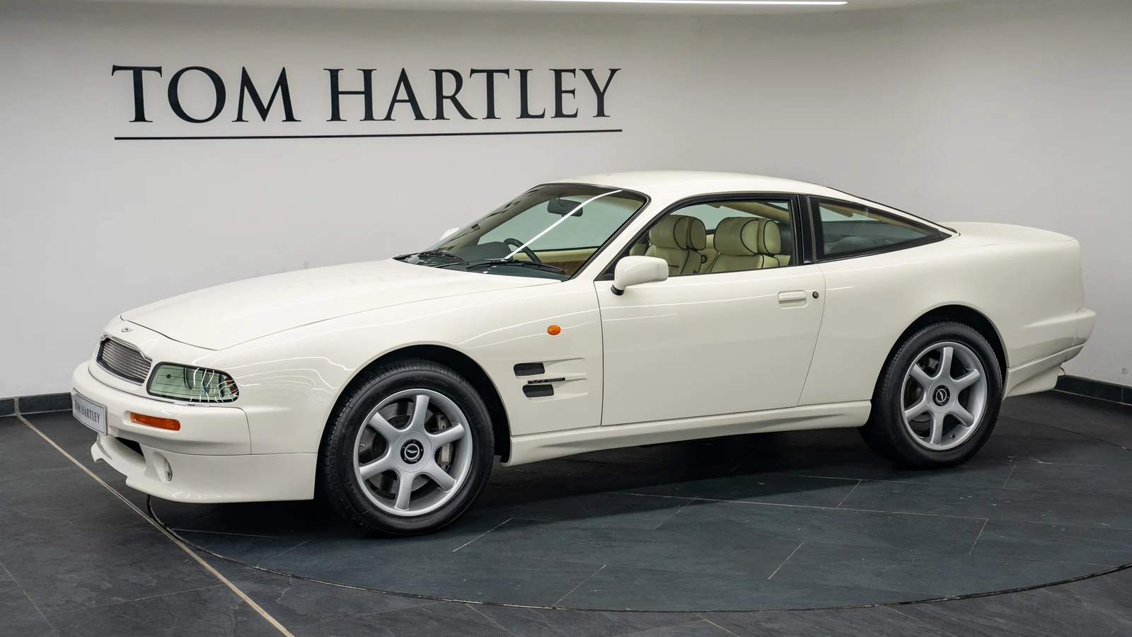 1999 Aston Martin V8 Coupé, 6/10