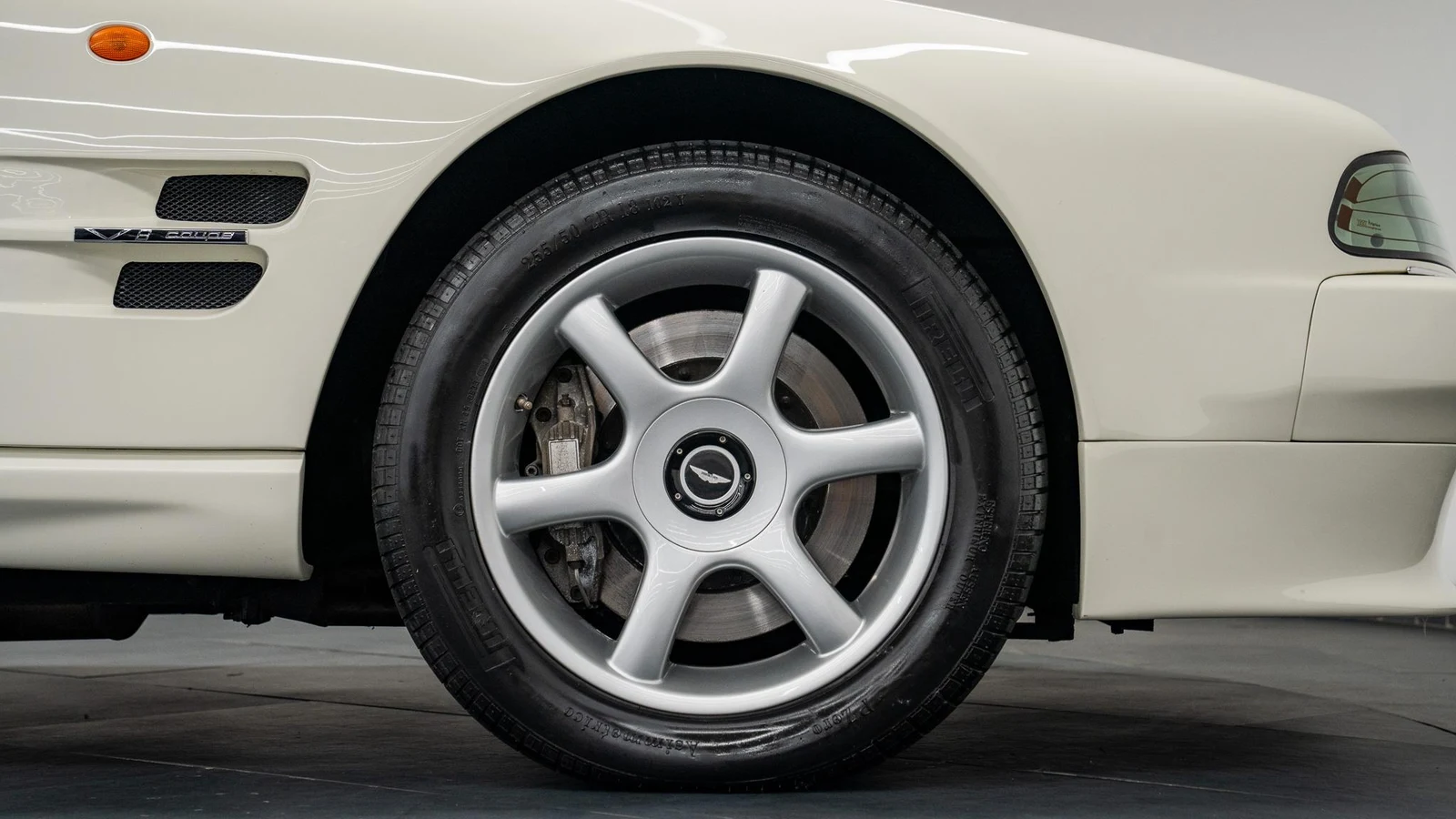 1999 Aston Martin V8 Coupé, 10/10