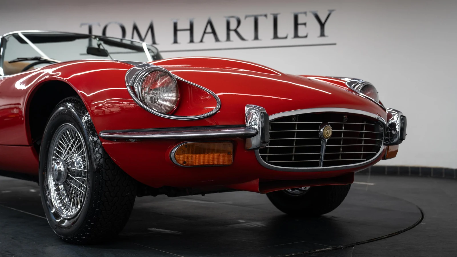 1974 Jaguar E-Type Series 3 V12 Roadster, 10/10