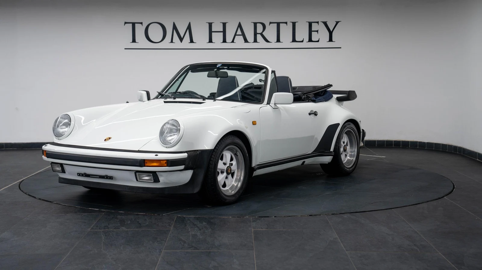 1990 Porsche 911 G Series Carrera 3.2 Super Sport Cabriolet, 3/10