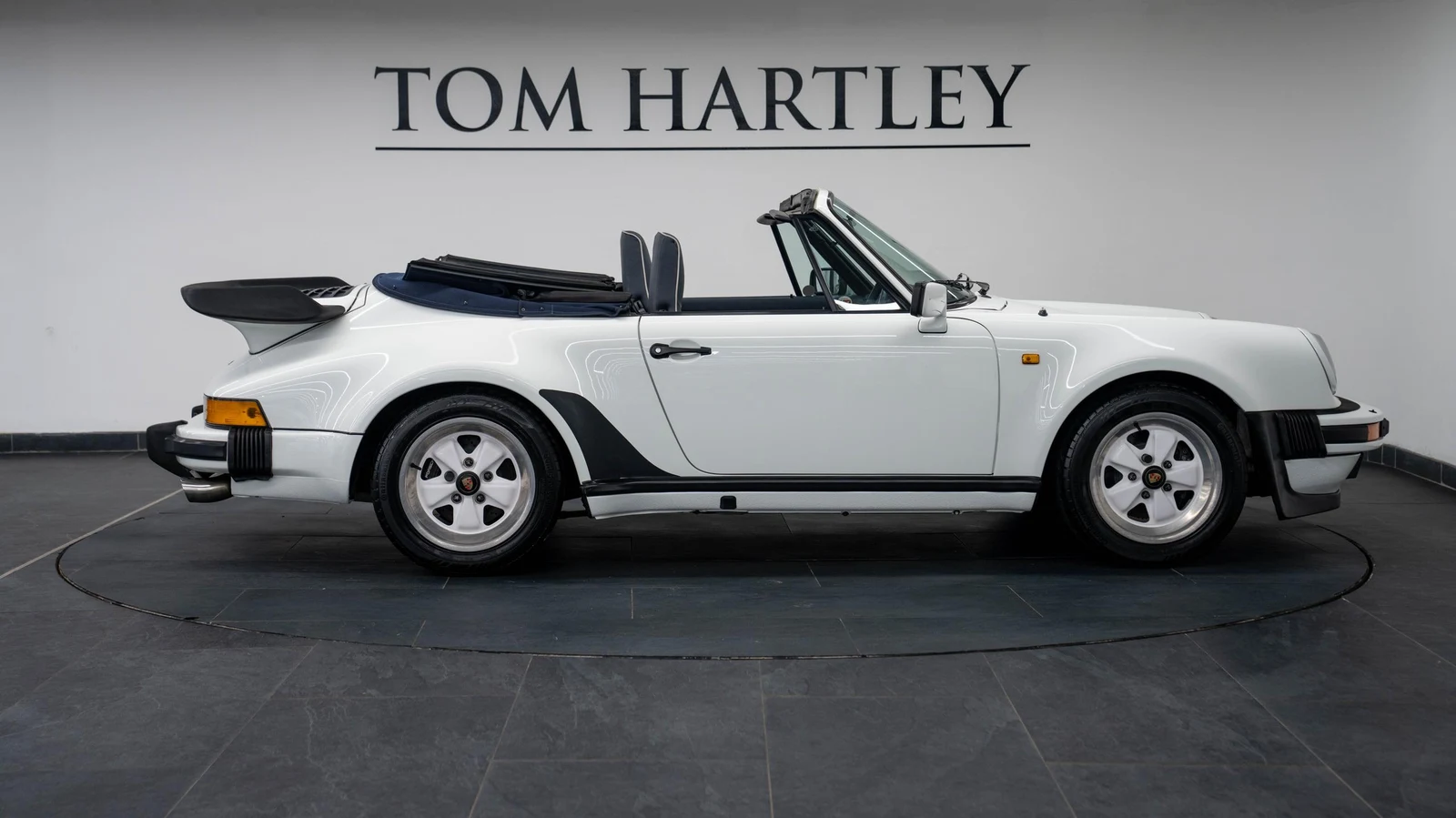 1990 Porsche 911 G Series Carrera 3.2 Super Sport Cabriolet, 8/10