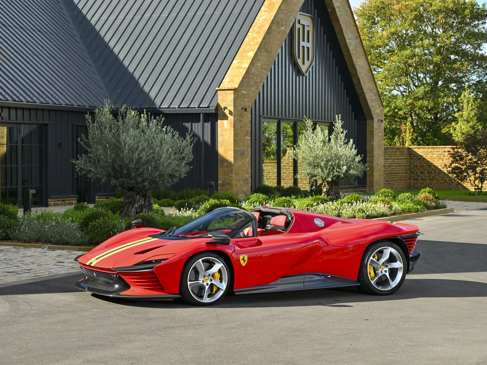 2023 Ferrari Daytona SP3, 3/10