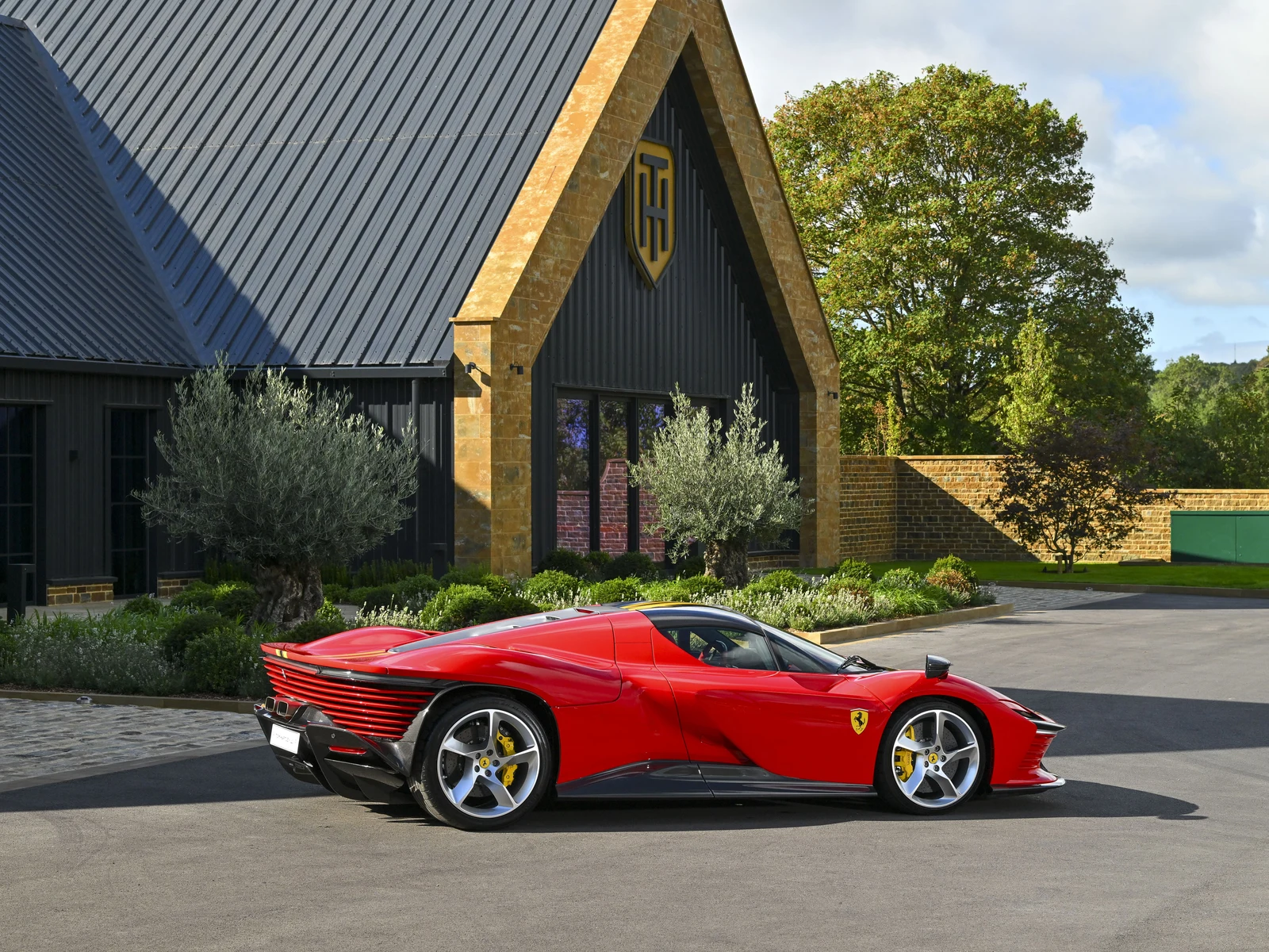 2023 Ferrari Daytona SP3, 8/10
