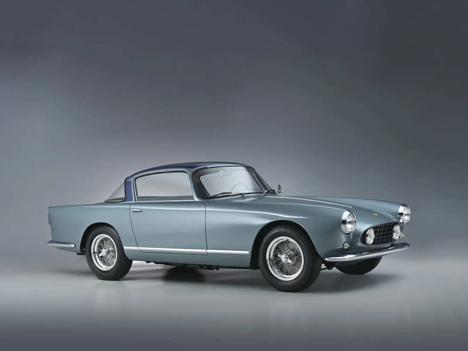 Ferrari 250 GT Ellena · Silver blue and dark blue · Tom Hartley Jnr