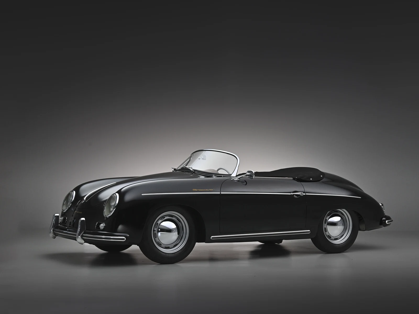 1955 Porsche 356 Pre-A 1500 Super Speedster, 4/10