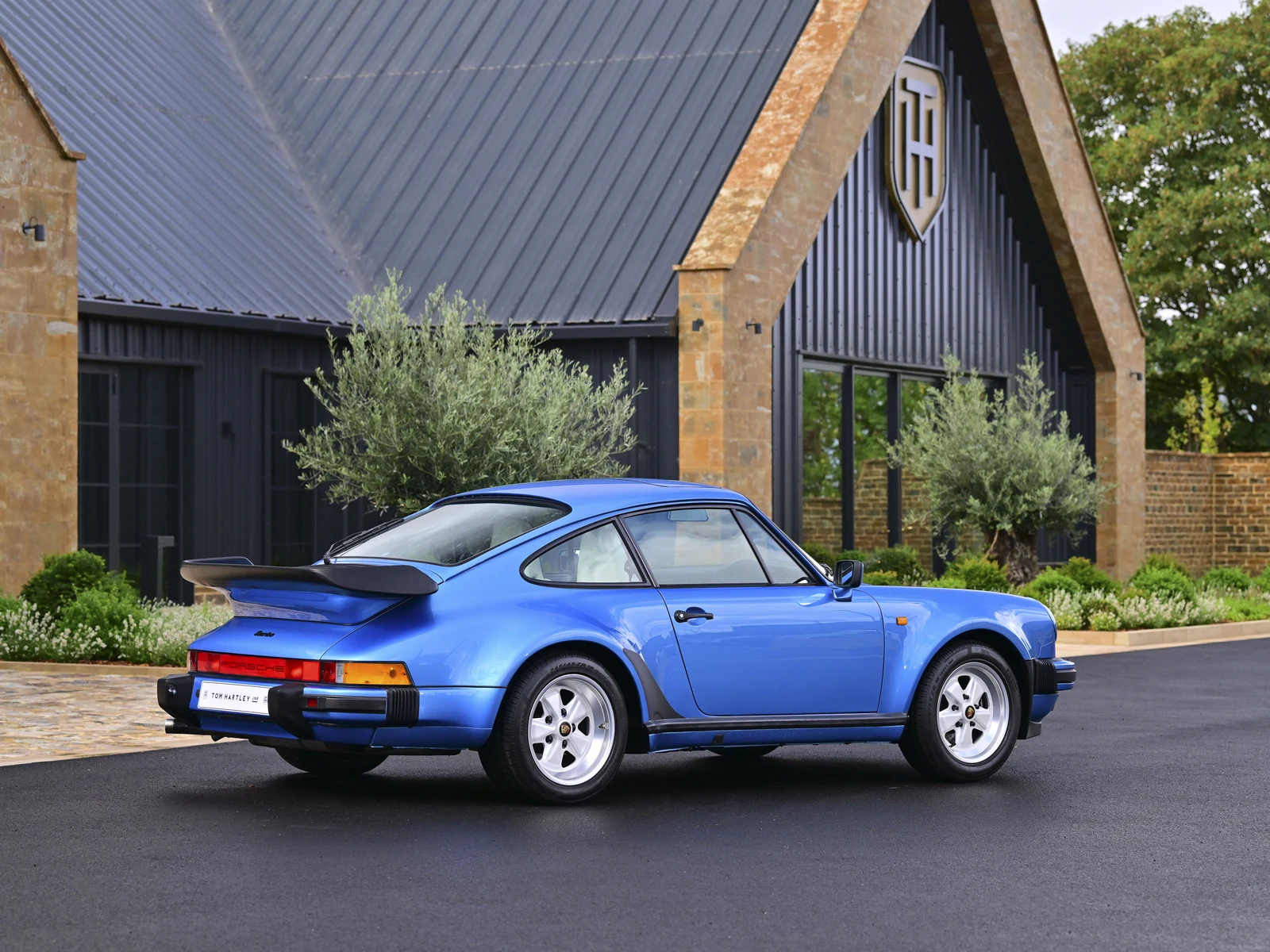 1989 Porsche 911 (930) Turbo 3.3, 8/10