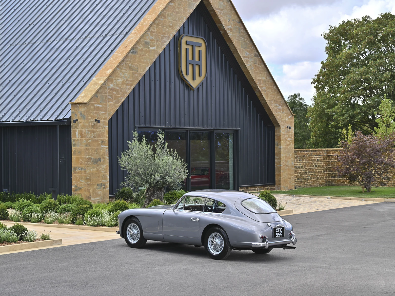 1955 Aston Martin DB2/4 Coupé, 5/10