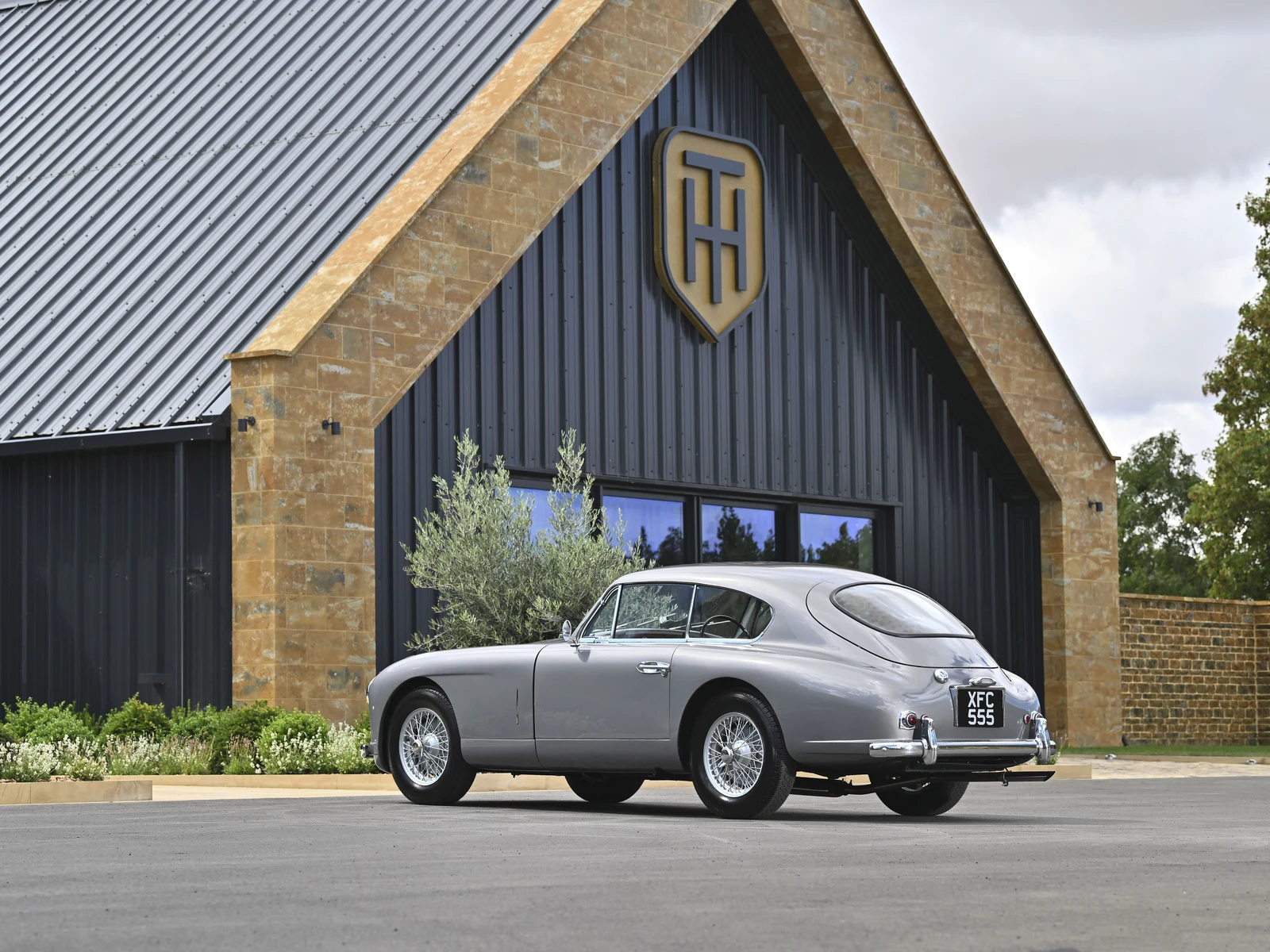 1955 Aston Martin DB2/4 Coupé, 6/10
