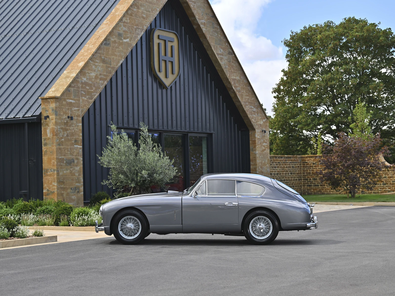 1955 Aston Martin DB2/4 Coupé, 10/10