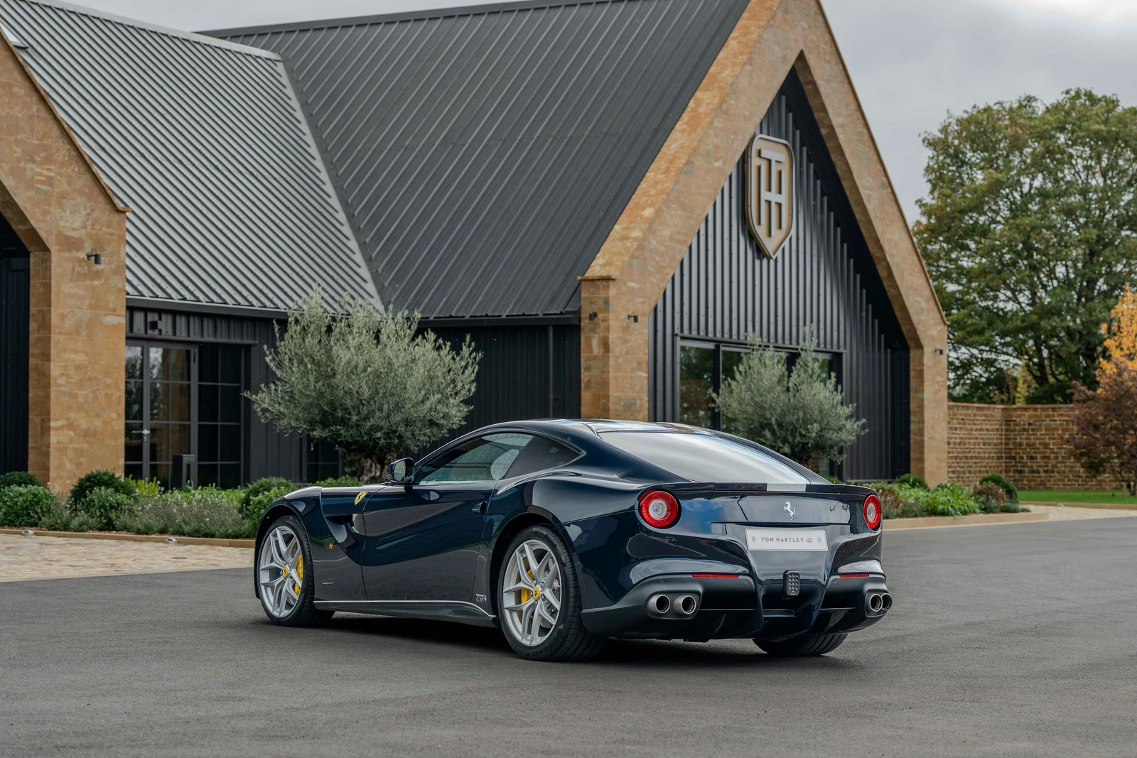 2017 Ferrari F12berlinetta 70th Anniversary Tailor Made, 6/10