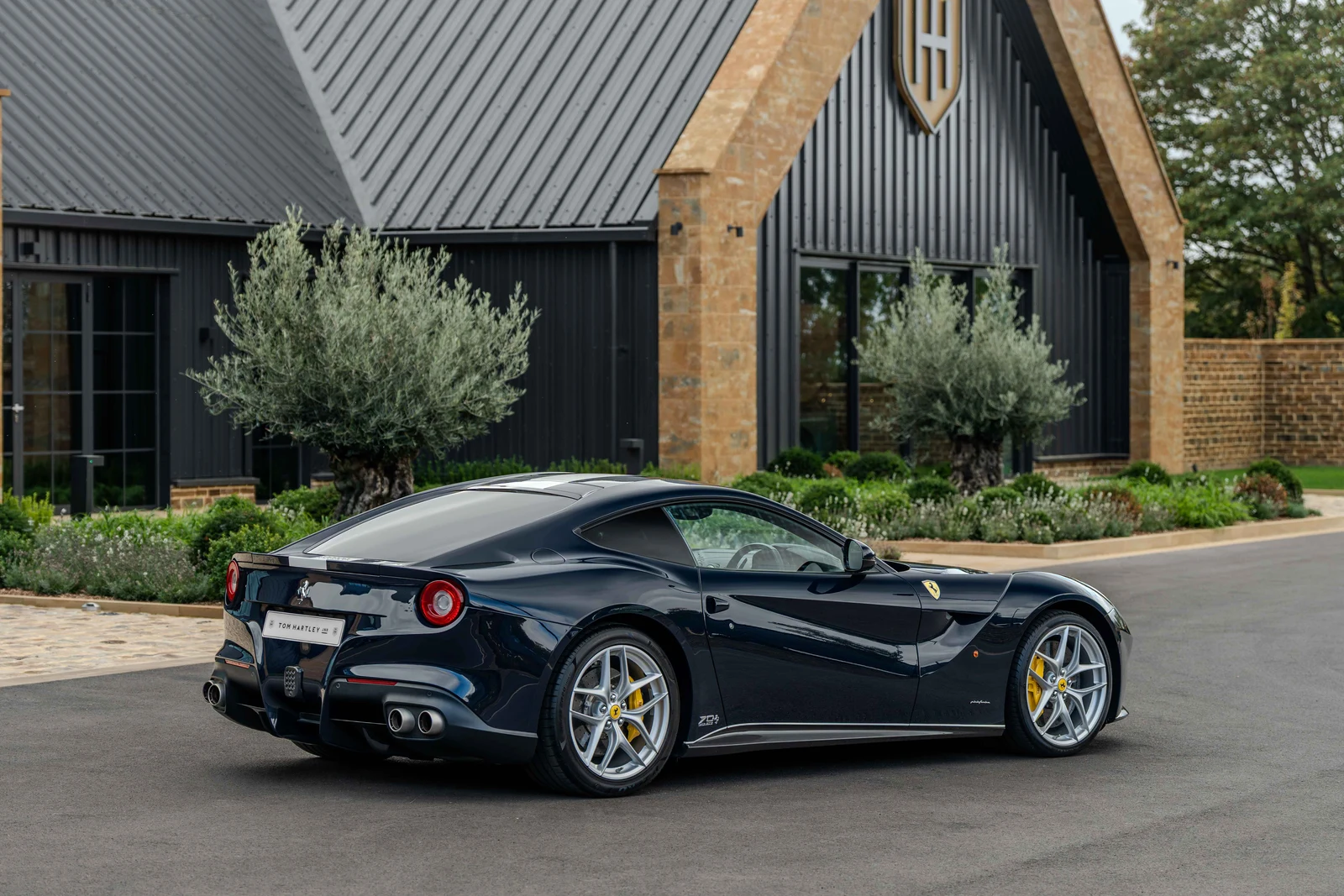 2017 Ferrari F12berlinetta 70th Anniversary Tailor Made, 7/10