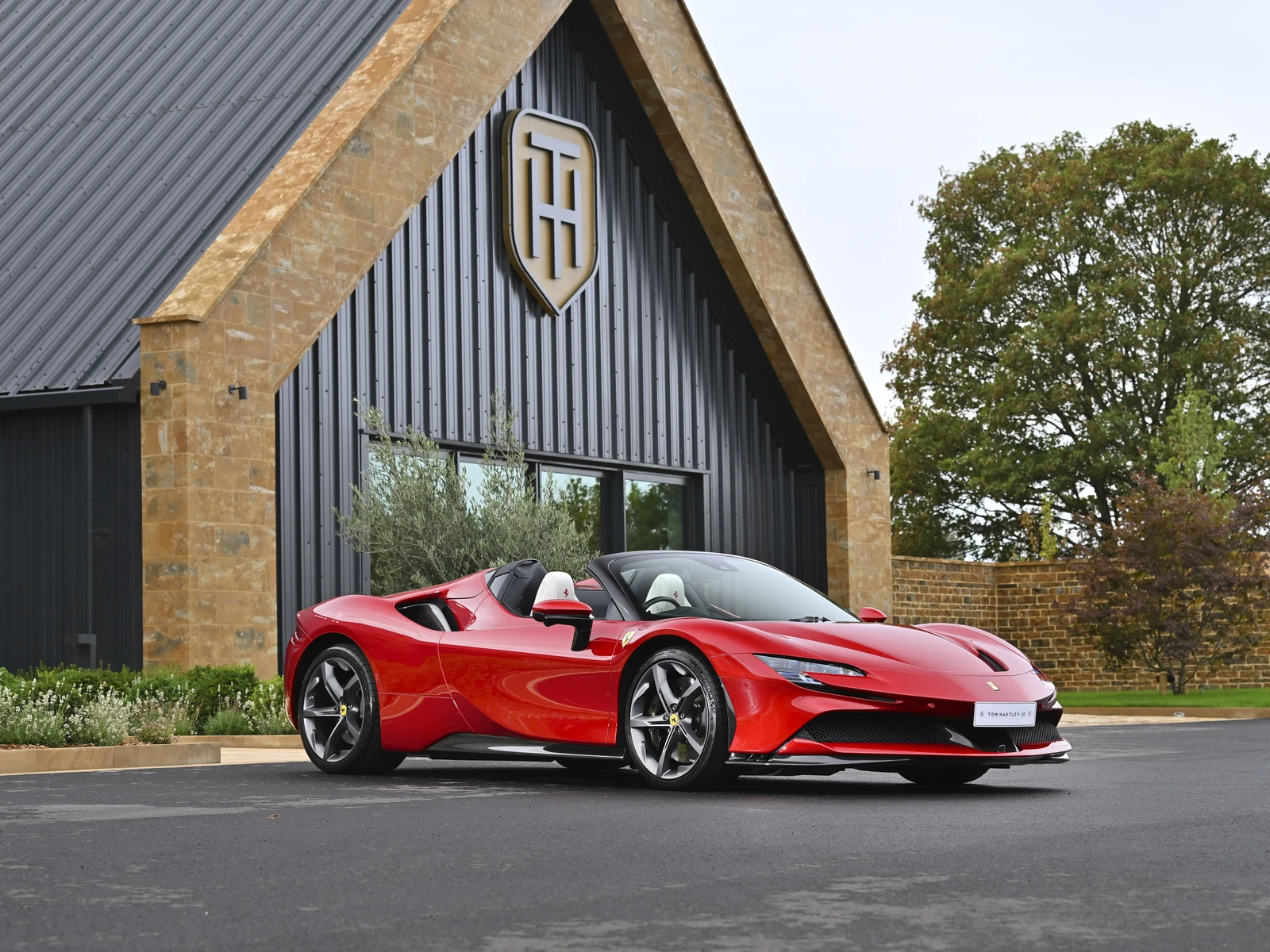 2023 Ferrari SF90 Spider, 2/10