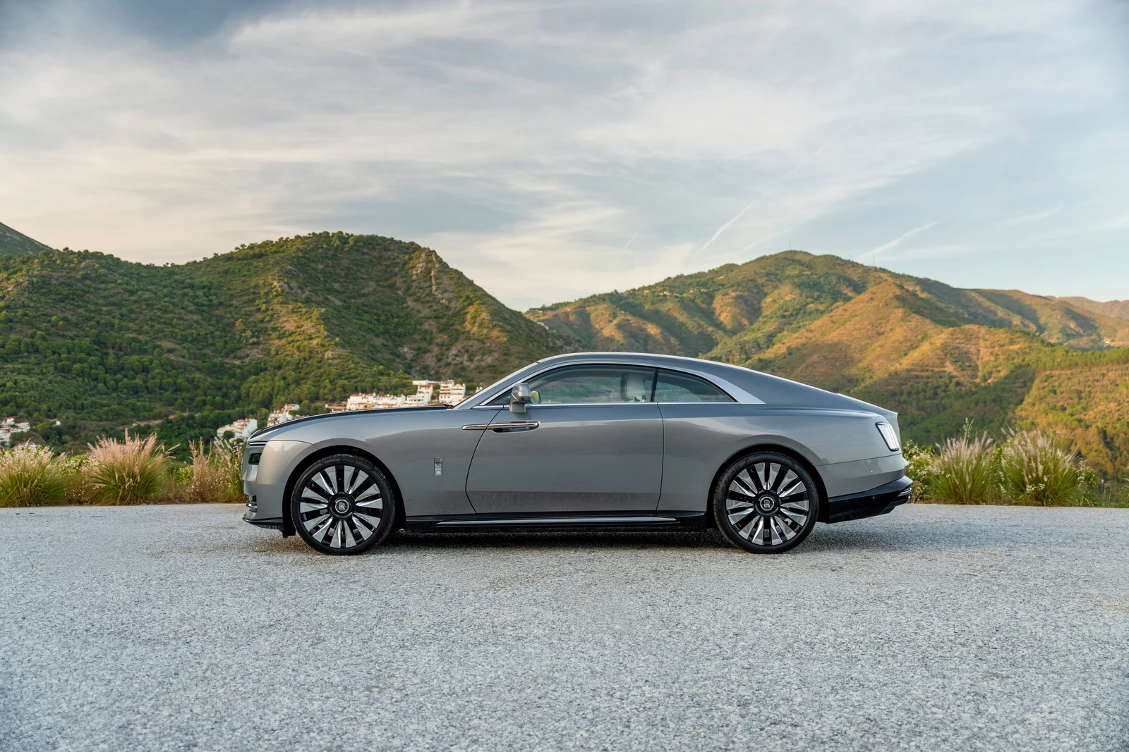 2023 Rolls-Royce Spectre, 10/10